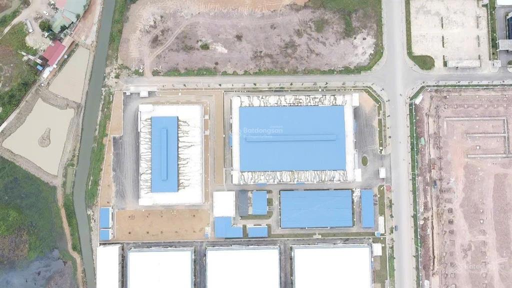 Cho thuê nhà xưởng kcn vân trung, bắc giang. dt 12000m2 bàn giao ngay