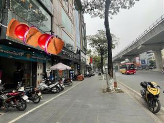 Hiếm, bán gấp nhà mp hồ tùng mậu, dt 35m2 x 6 tầng thang máy thông sàn, vỉa hè mp kd, 2 mặt thoáng