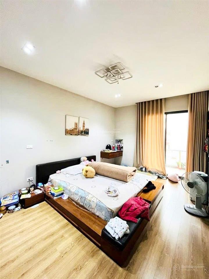 Bán gấp nhà tây mỗ dt 81m2 x 4 tầng ô chờ thang máy 13 tỷ, full nội thất, gara crv, kd vp cty tốt