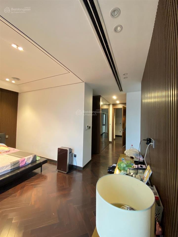 Biệt thự mỹ đình, quận nam từ liêm 139m2, có hầm, gara lx570, phân lô vỉa hè, mặt tiền khủng 11.5m