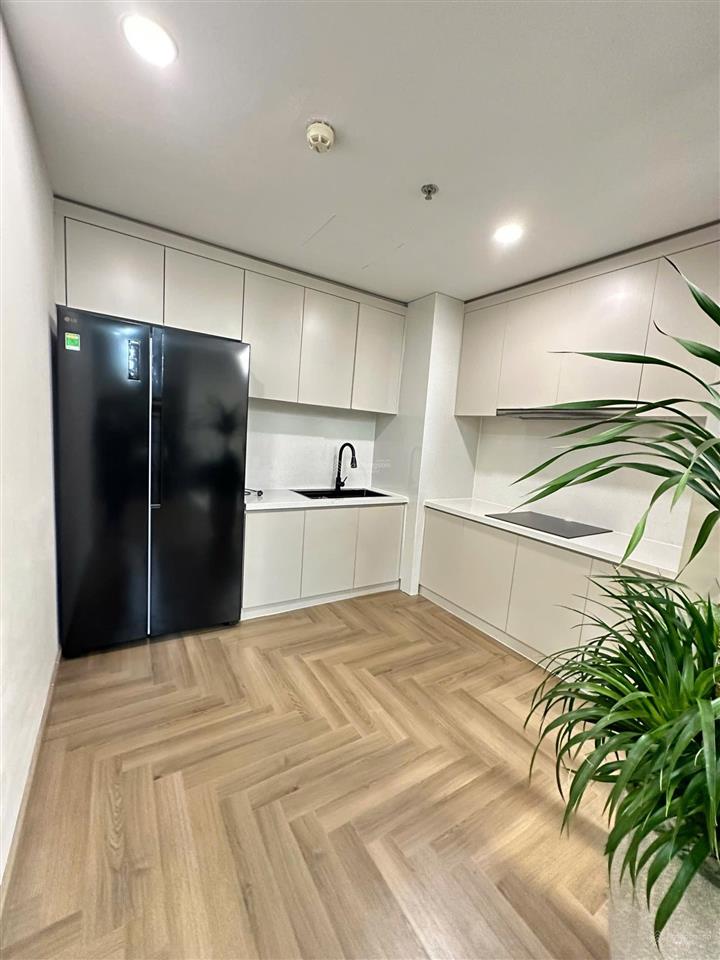 Chính chủ bán căn hộ 2pn toà t9 times city dt 83m2  0947 189 *** xem nhà 24/7