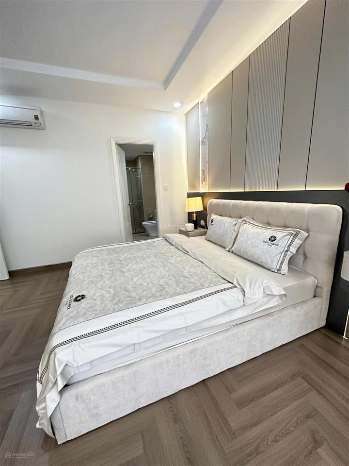 Chính chủ bán căn hộ 2pn toà t9 times city dt 83m2  0947 189 *** xem nhà 24/7