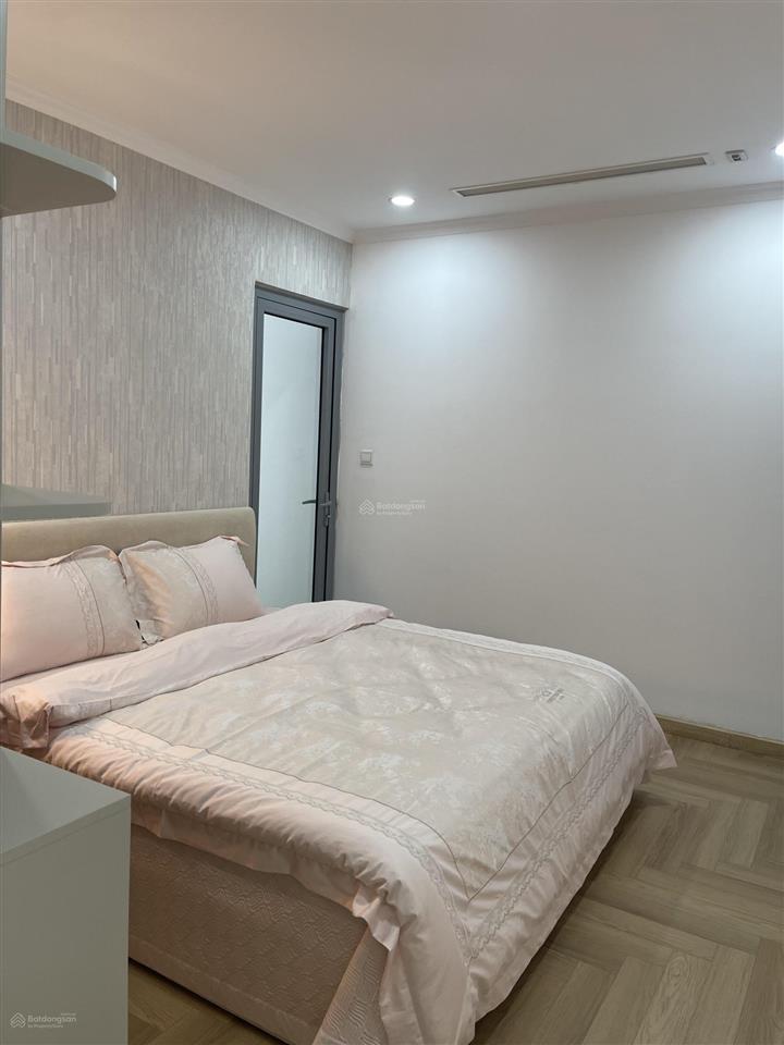 Chín chủ cần bán căn hộ chung cư times city park hill dt 78m2  0947 189 ***.