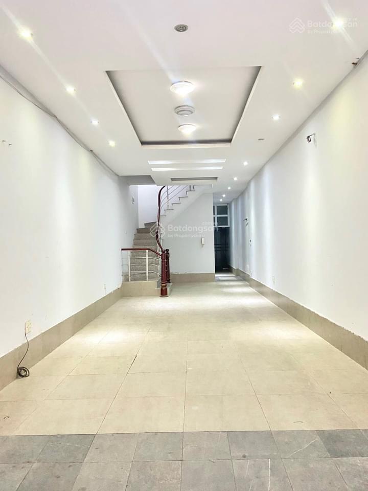 Chính chủ cho thuê vp 50m2 tại 31/93 hoàng văn thái giá 156k/m2 miễn phí ngoài giờ, full dịch vụ