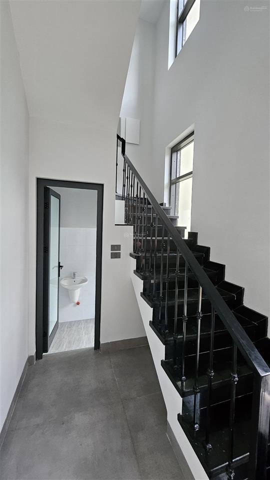 Cho thuê shophouse starlake tây hồ tây 90m2/sàn