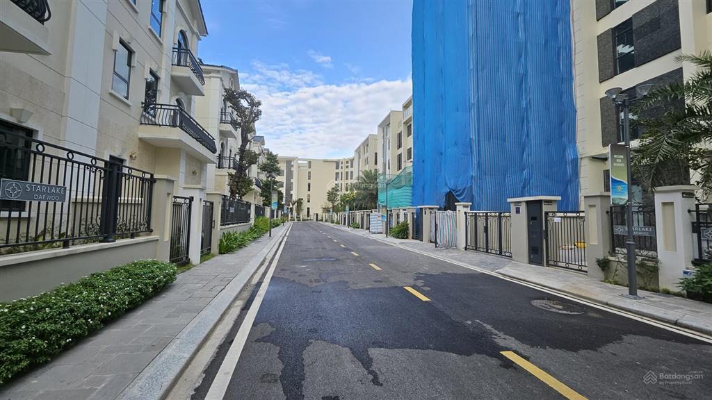 Cho thuê shophouse starlake tây hồ tây 90m2/sàn