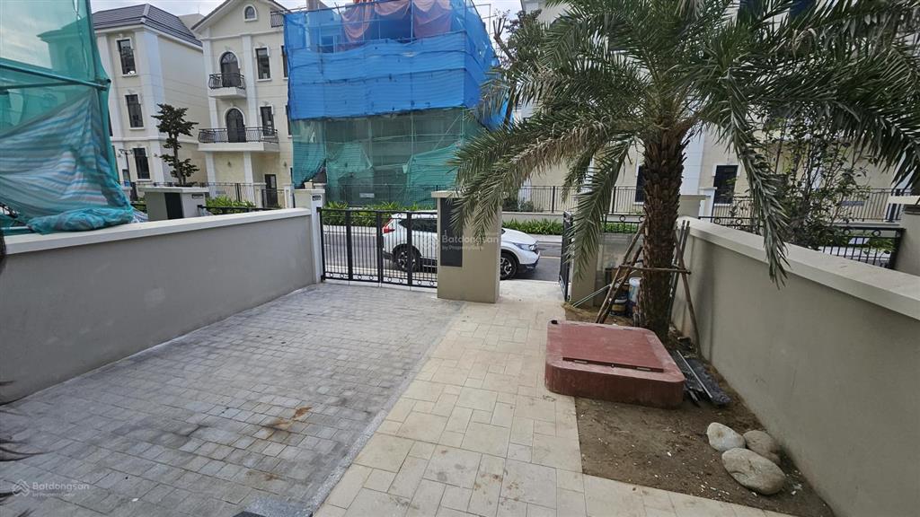 Cho thuê shophouse starlake tây hồ tây 90m2/sàn