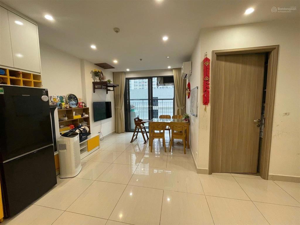 Bán nhanh căn 1pn+ tòa s201 full đồ giá 3,5 tỷ thu về.  0915 830 ***