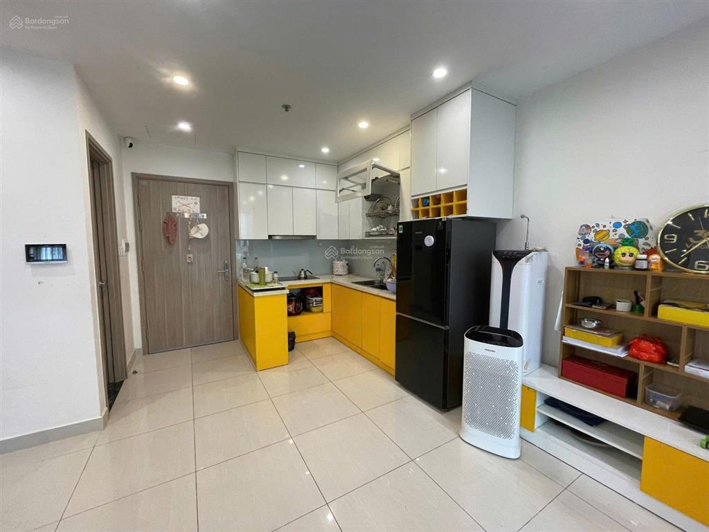 Bán nhanh căn 1pn+ tòa s201 full đồ giá 3,5 tỷ thu về.  0915 830 ***