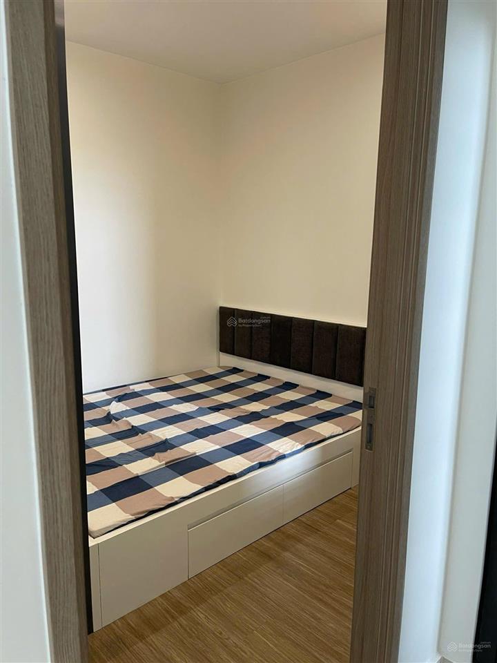 Bán nhanh siêu rẻ 2pn full đồ view bể bơi thoáng mát, giá chỉ 3,55 tỷ.  ngay 0915 830 ***