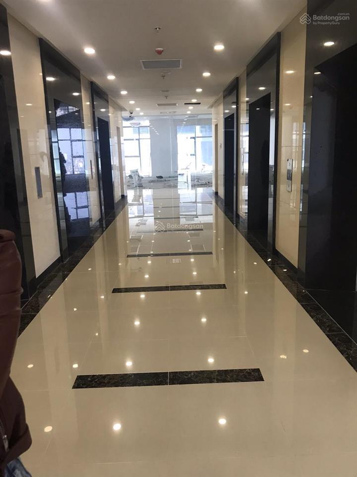 Cđt trực tiếp cho thuê vp hạng a 126 m2 tại tòa nhà văn phòng discovery complex cầu giấy