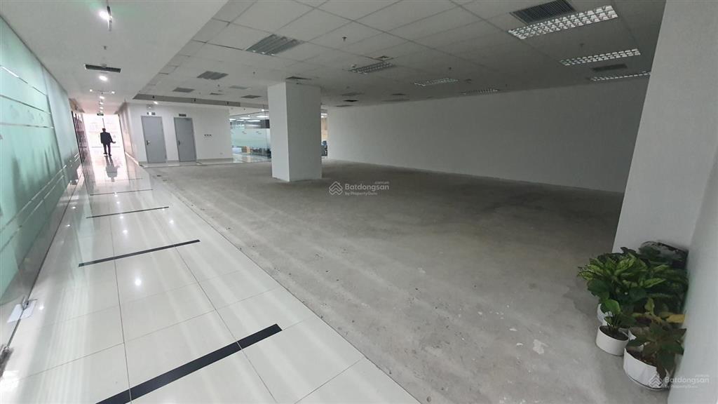Cđt trực tiếp cho thuê vp hạng a 180m² tại tòa nhà stellar garden 35 lê văn thiêm