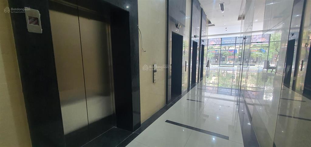 Cđt trực tiếp cho thuê vp hạng a 180m² tại tòa nhà stellar garden 35 lê văn thiêm