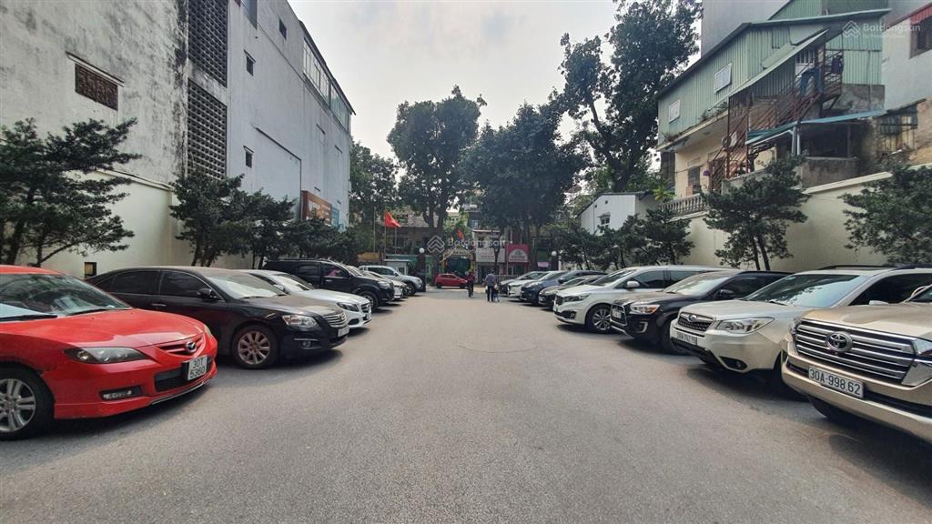 Cđt cho thuê văn phòng 100m2 giá 300k/m2 tại kinh đô building 93 lò đúc. 0963 180 ***