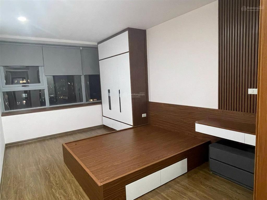 Cho thuê gấp ch full đồ 2pn 110m2 số 12a giá 14,5tr tại chung cư capital garden 102 trường chinh