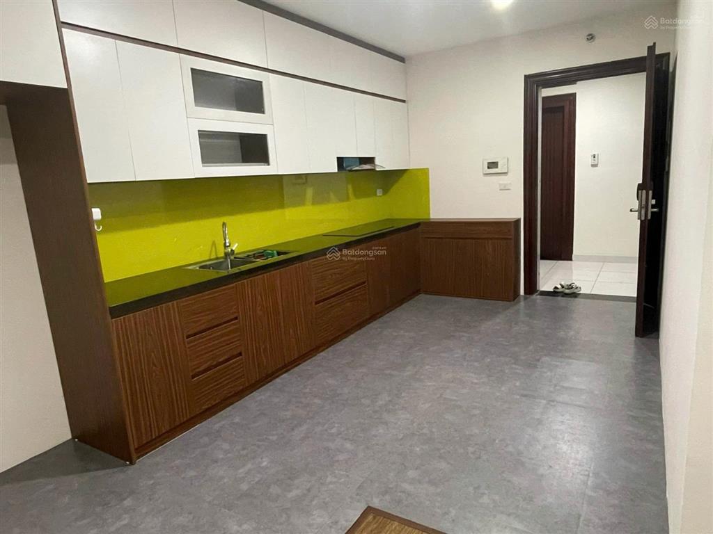 Cho thuê gấp ch full đồ 2pn 110m2 số 12a giá 14,5tr tại chung cư capital garden 102 trường chinh