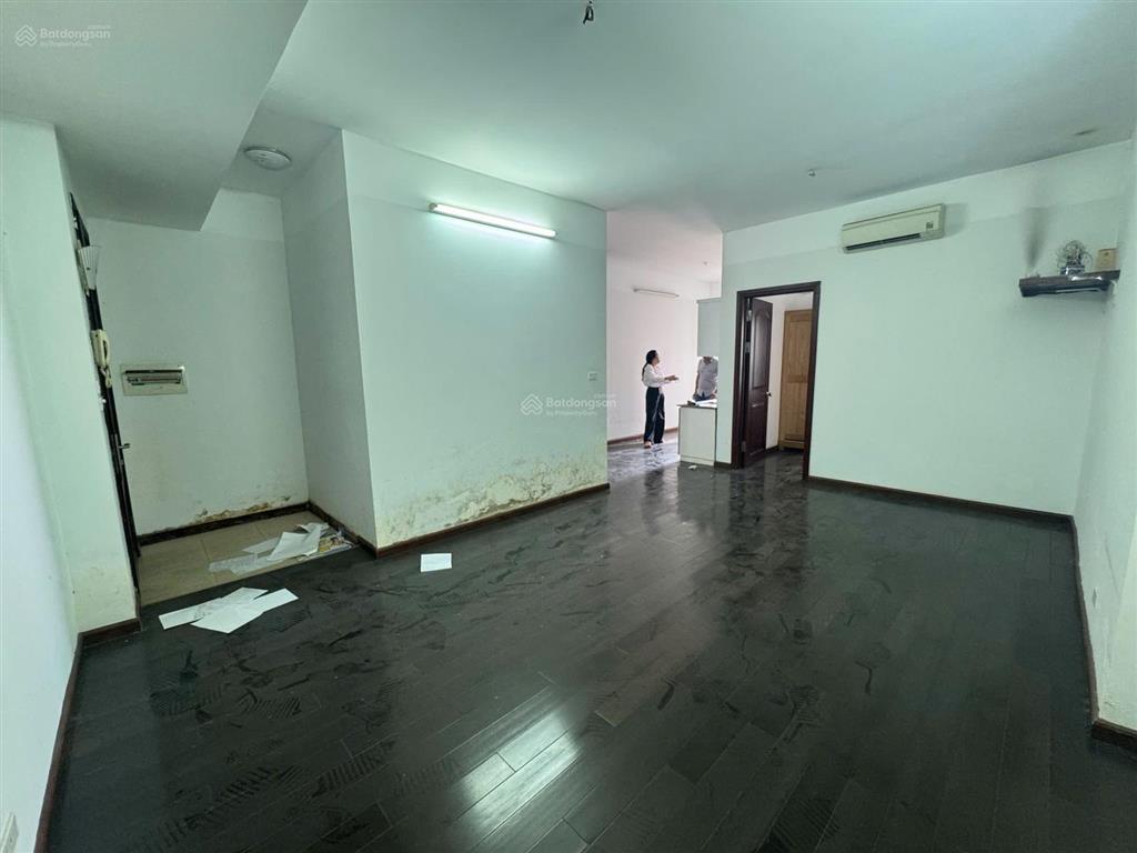 Chính chủ cho thuê căn hộ 1512, 3pn, 96 m2 tầng 15, full đồ, 19 tr/tháng tại tòa kinh đô 93 lò đúc