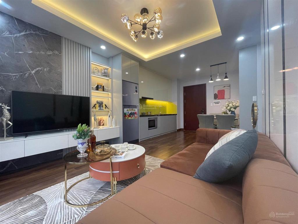 Bán gấp căn hộ 61m2 tại ben hill, giá thỏa thuận, cơ bản, hướng bắc, nam