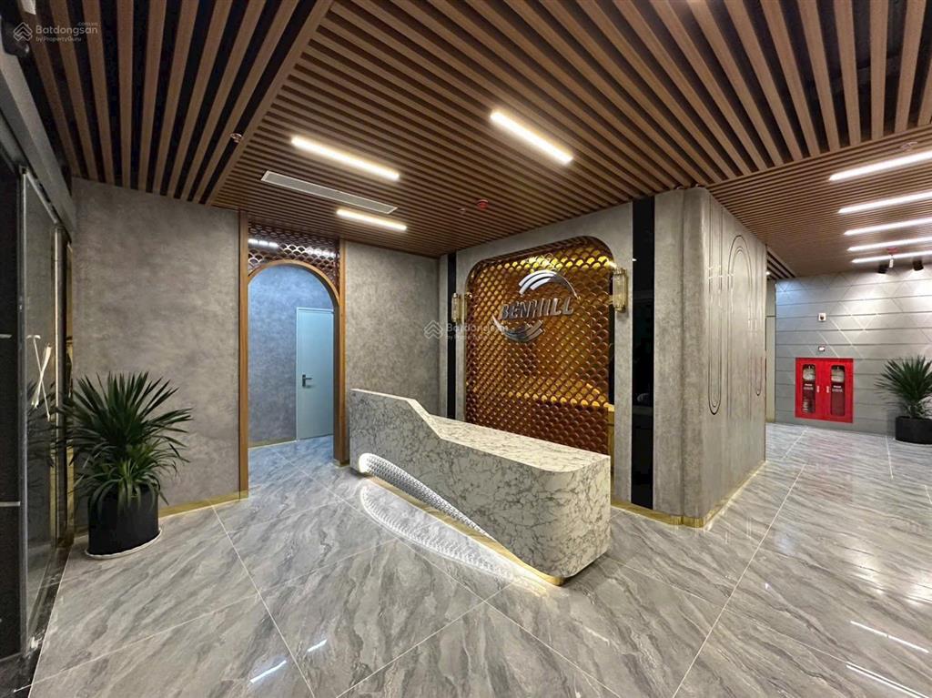 Bán gấp căn hộ 61m2 tại ben hill, giá thỏa thuận, cơ bản, hướng bắc, nam