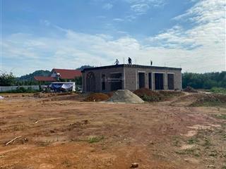 Chủ nhà cần tiền bán gấp 6.500m2 đất tặng nhà 400m2 x2 tầng thích hợp homtay, nghỉ dưỡng.