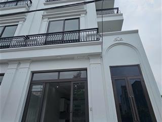 Bán nhà chính chủ nhà mới xây khu khuê triền, tân hưng
