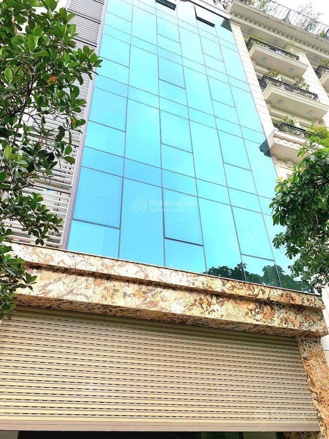 Bán nhà vp + ở đẳng cấp trung tâm tây hồ, 9 tầng 1 hầm, ngõ rộng như phố, dòng tiền sẵn