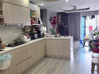 Cho thuê căn 3pn mới toàn bộ tại goldseason 47 nguyễn tuân