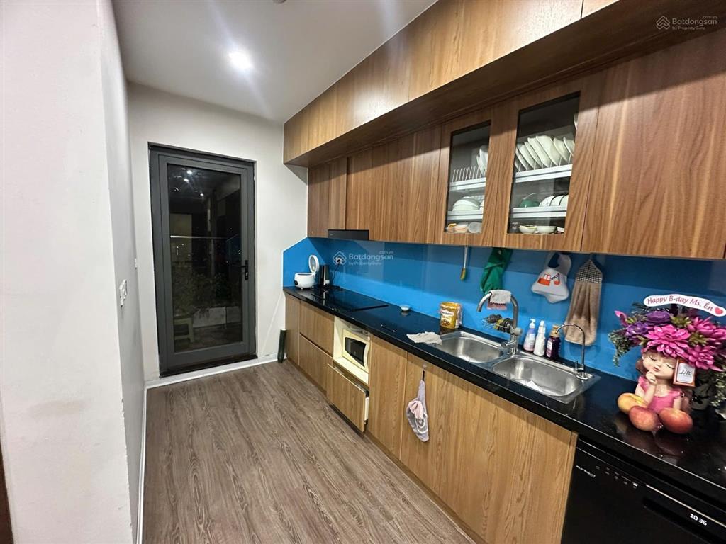 Hiếm có 1 căn hạng sang 78m2 (2pn2wc)  ban công siêu rộng view công viên, dịch vụ chuẩn 5 sao.