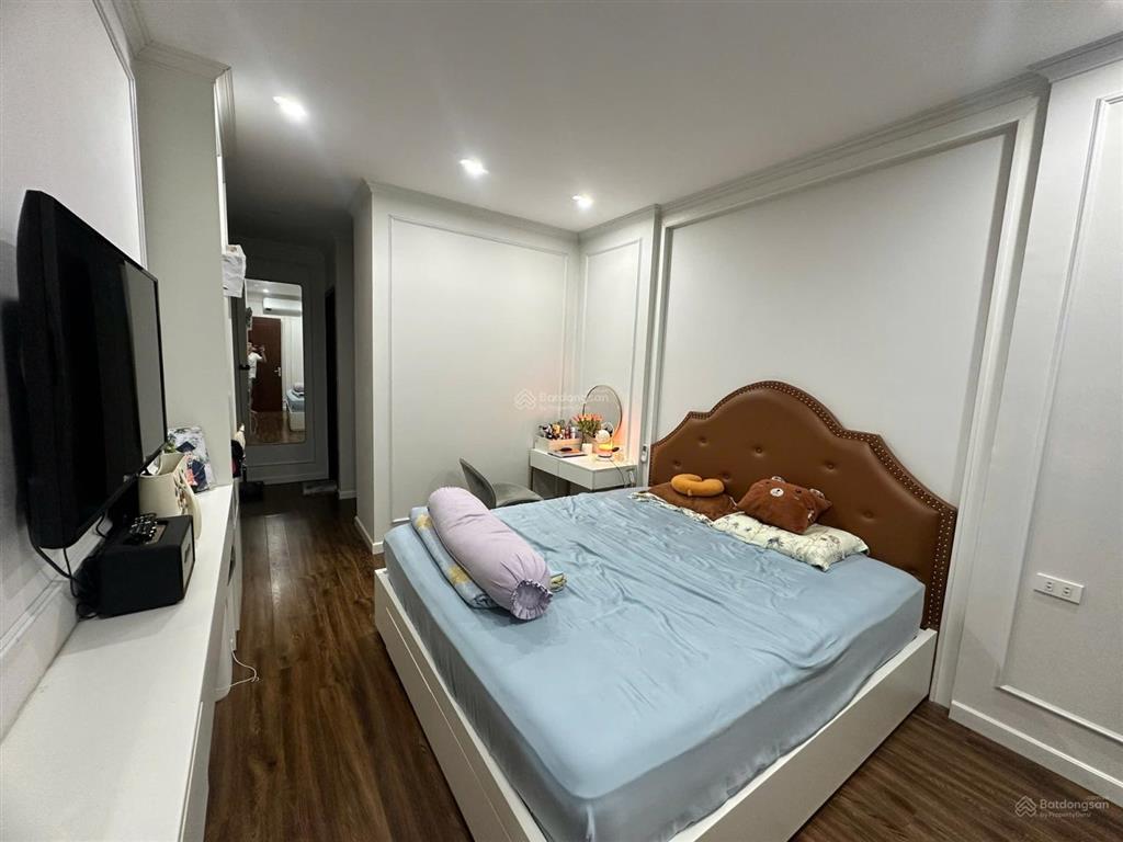 Hiếm có 1 căn hạng sang 78m2 (2pn2wc)  ban công siêu rộng view công viên, dịch vụ chuẩn 5 sao.