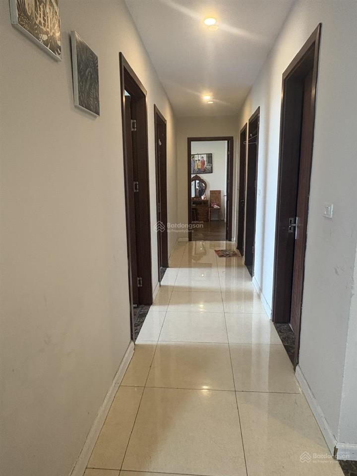 Bán căn hộ vượng khí 133m2 tầng trung đẹp hpc landmark 105, 3pn 2wc, chủ đang ở cực lộc.