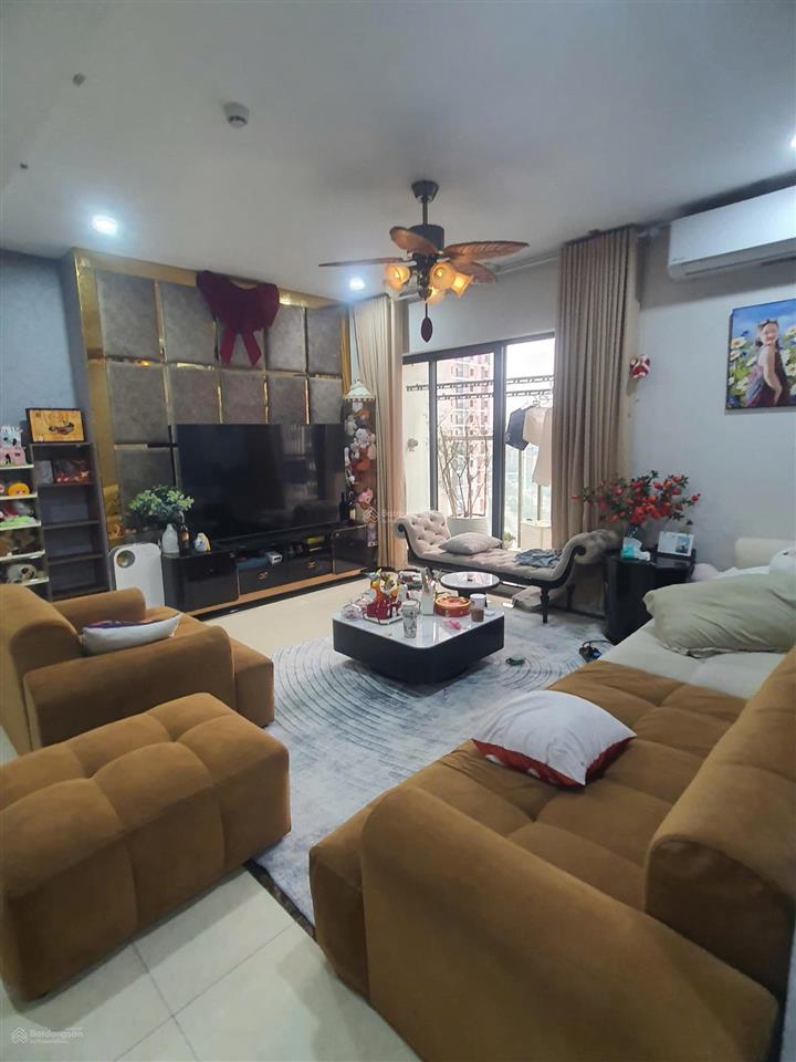 Hiếm có 1 căn 4 ngủ rộng 143m2 trục lê văn lương  tố hữu, dịch vụ 5 sao, xách vali ở ngay!