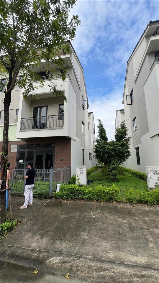Bán căn xẻ khe sh4  130 centa city vsip bắc ninh