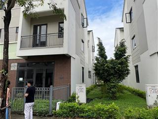 Bán căn xẻ khe sh4  130 centa city vsip bắc ninh
