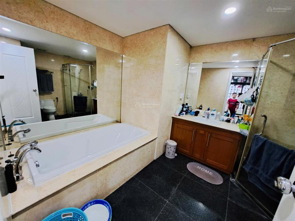 Cần bán nhanh căn hộ 09 tầng cao tòa r4 kđt royal city 72 nguyễn trãi thanh xuân hà nội