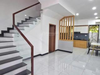Cho thuê căn liên kế 3 tầng, giá 12tr/tháng