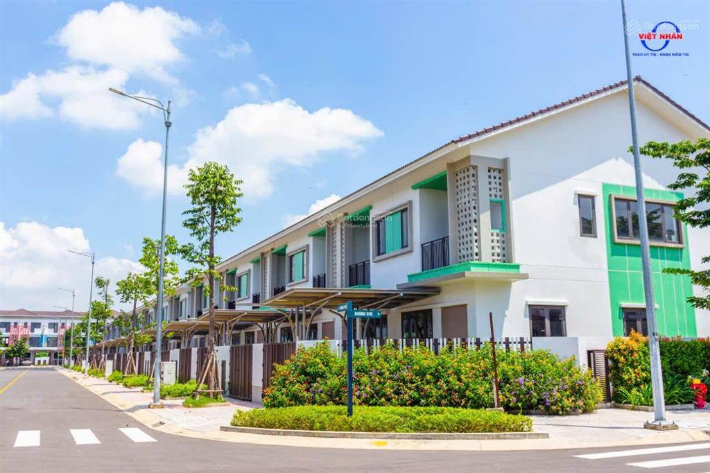 Cần bán căn liên kế 2 tầng sổ sẵn, giá tốt nhất tại sun casa central
