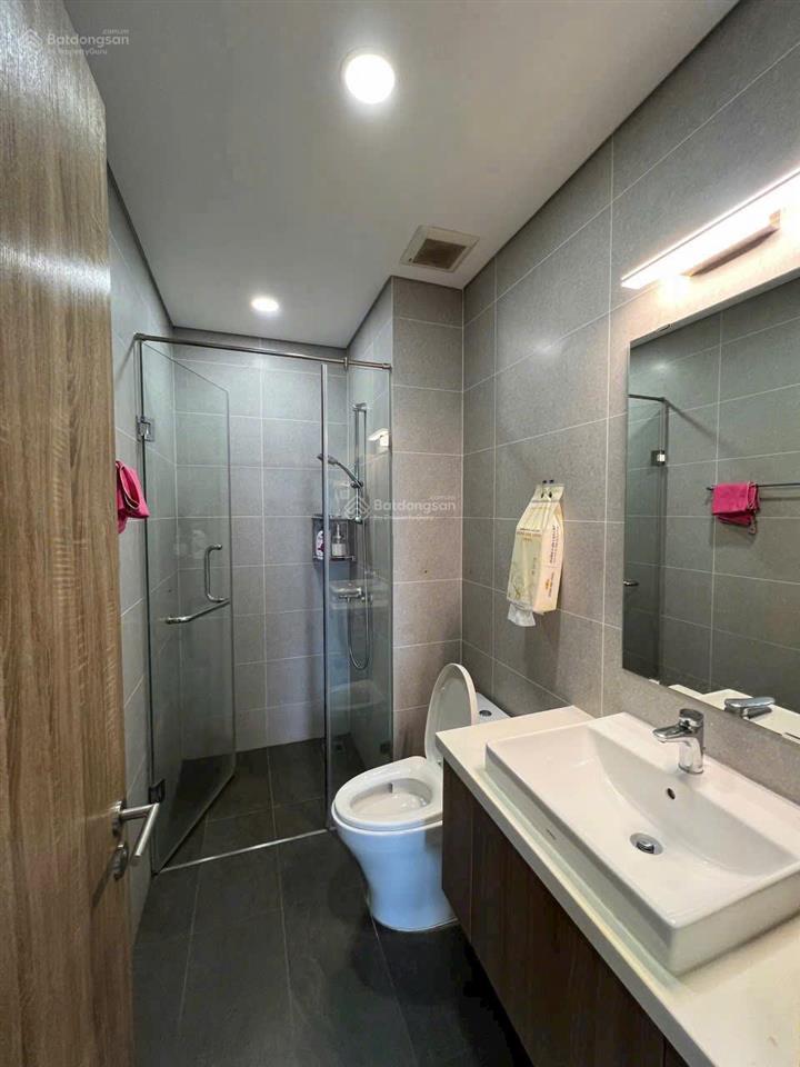 Cho thuê căn hộ sora garden ii (tp mới) 2 phòng ngủ, 80m2 full nội thất cao cấp, giá 20tr (bao pql)