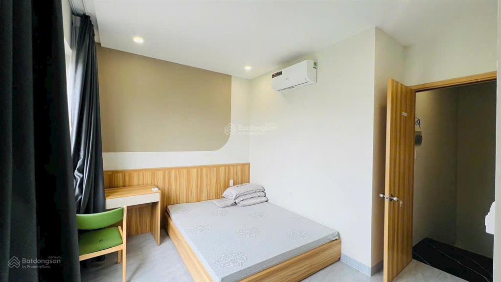 Kẹt tiền cần bán nhà phố full nội thất, đang có sẵn dòng tiền cho thuê hàng tháng