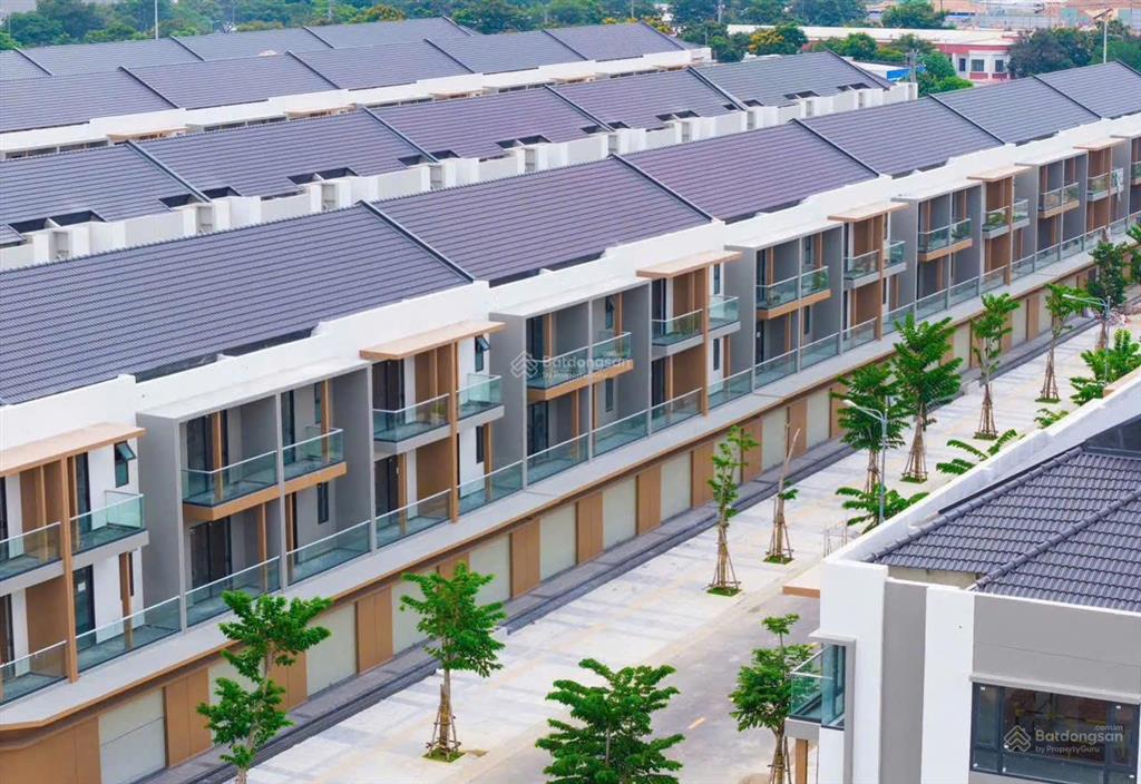 Cho thuê shophouse 3 tầng sun casa square, 5 phòng ngủ, full nội thất cao cấp