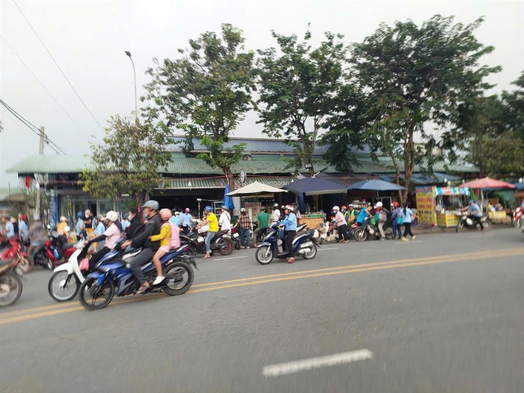 Cần bán căn góc 3 mặt tiền đường d27 tdc hòa lợi, sổ hồng chuyển nhượng ngay