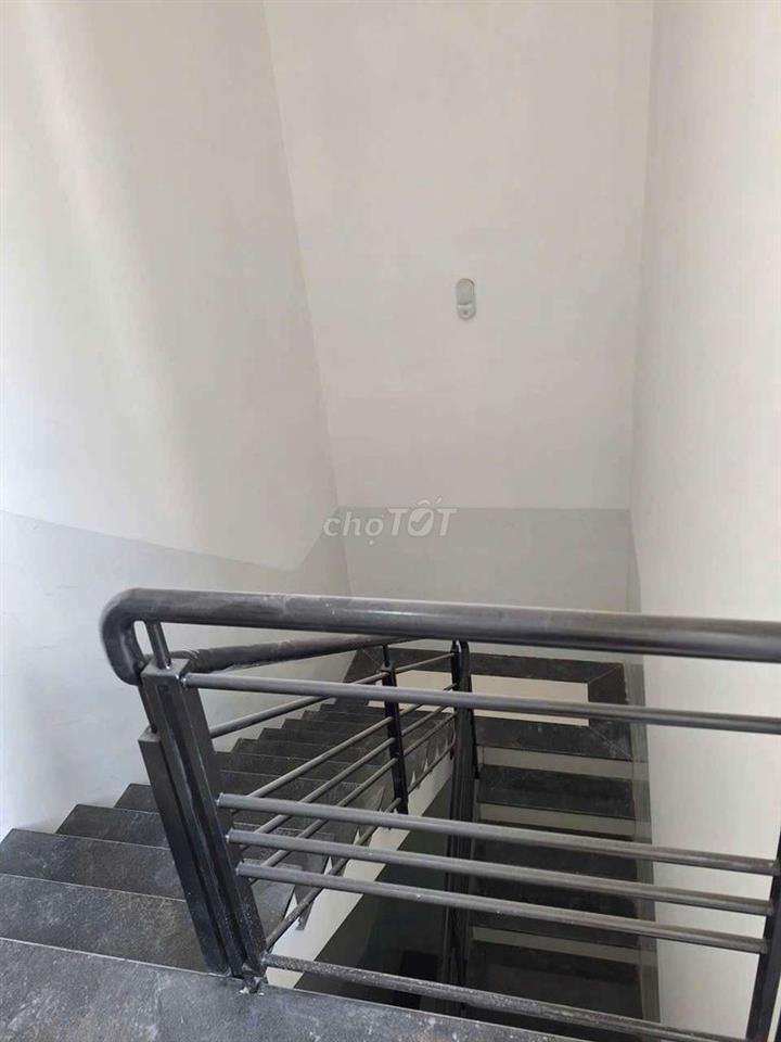 Phòng Trọ Vườn Lài Gần Cầu Sắt
