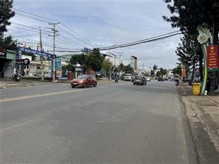 Hiếm mặt tiền ql20 cạnh sân bay liên khương , 41 tỷ, 1100m2 tại thị trấn liên nghĩa, đức trọng