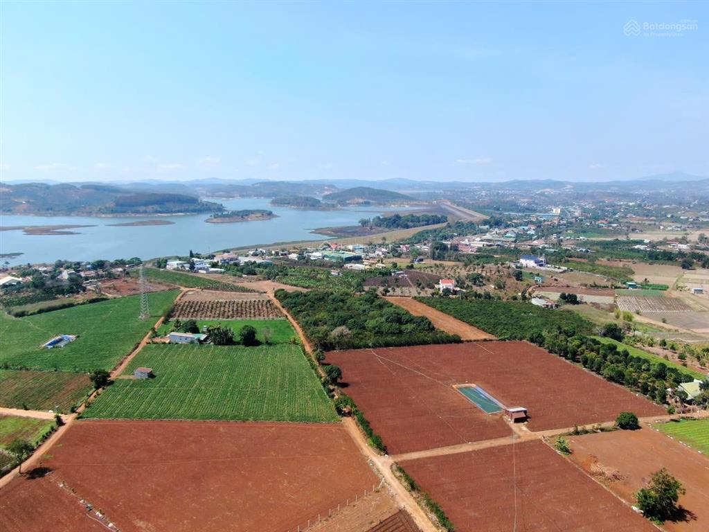 25,5 tỷ  hàng vip hơn 1ha đất đức trọng. cách ql20 chỉ 400m, sẵn thổ cư phù hợp xây kho xưởng