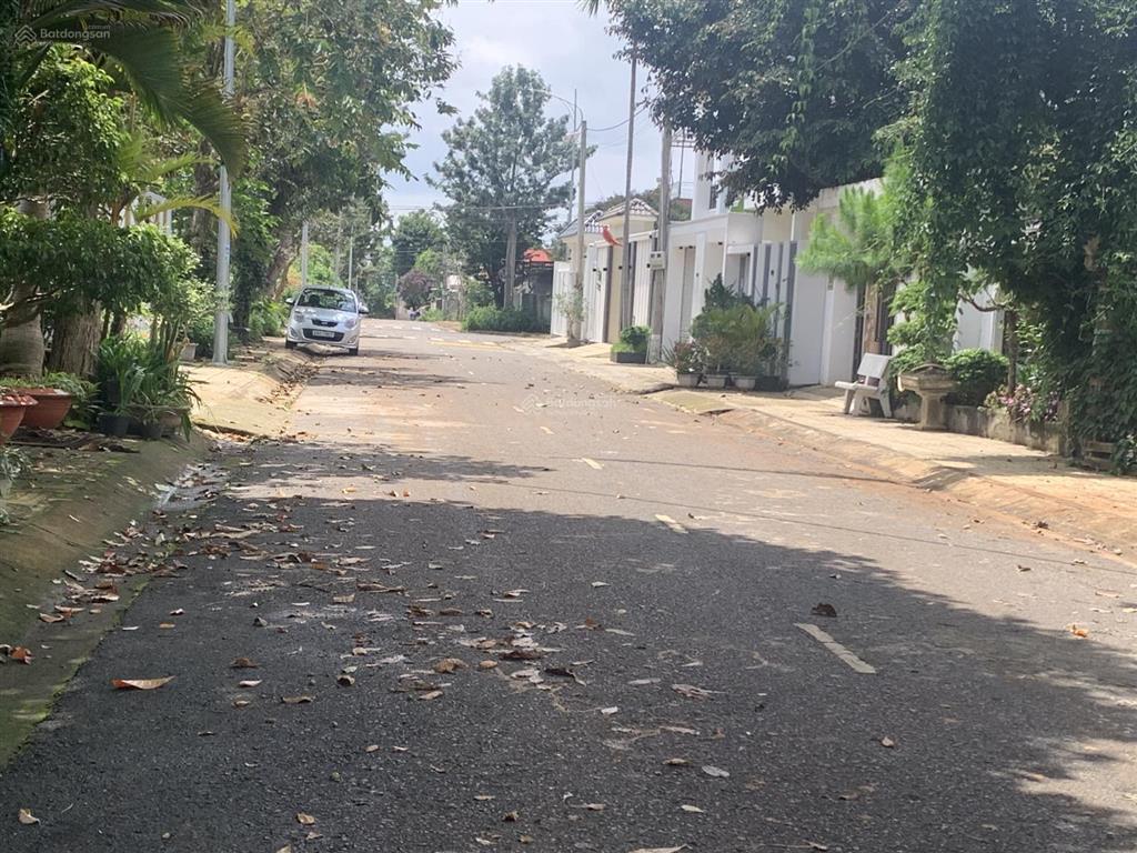 7.5 tỷ đất khu biệt thự lô 90, đức trọng, lâm đồng.