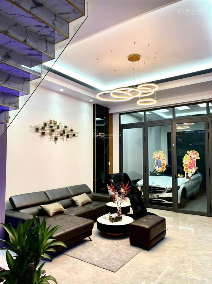 Full nội thất !!! cực đẹp ở liền khu tên lửa 5 x 18m 4 tầng  đang có hđ thuê 25tr/ tháng