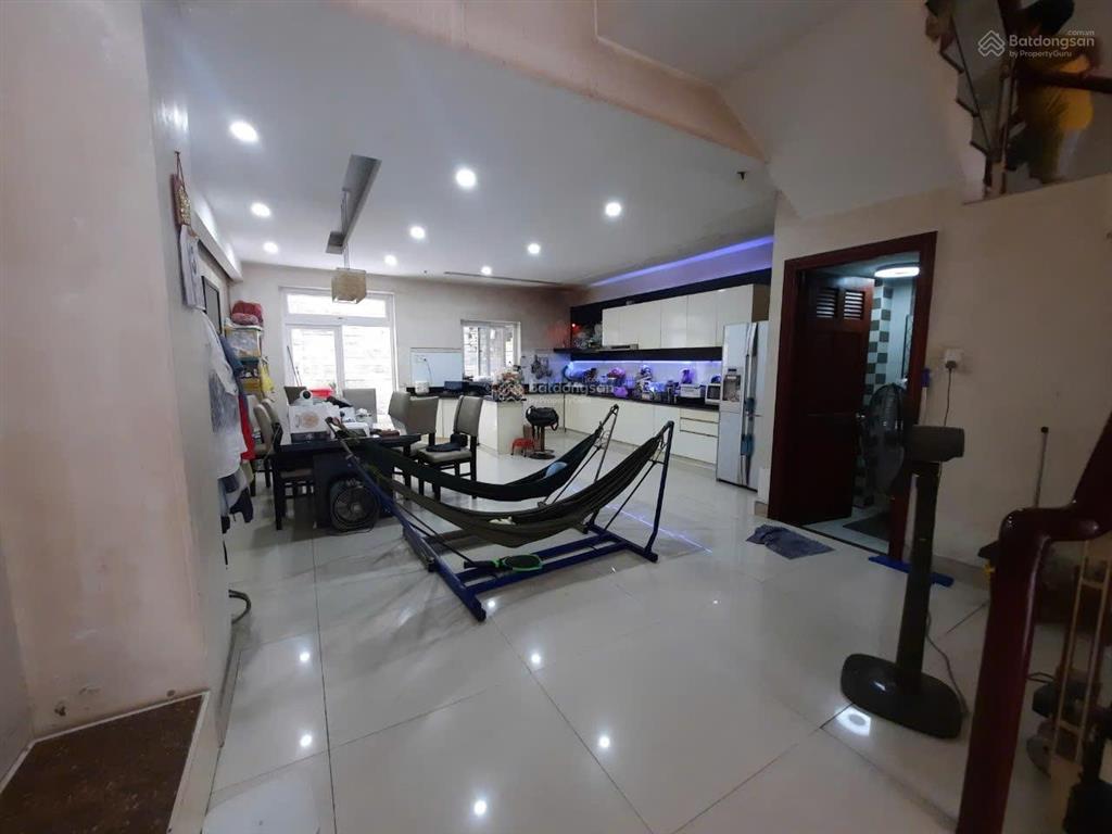 Nhà đẹp mtnb đường 14m khu tên lửa 6 x 21m 5 tầng  vị trí đẹp không lỗi  giáp q6 gần cv phú lâm