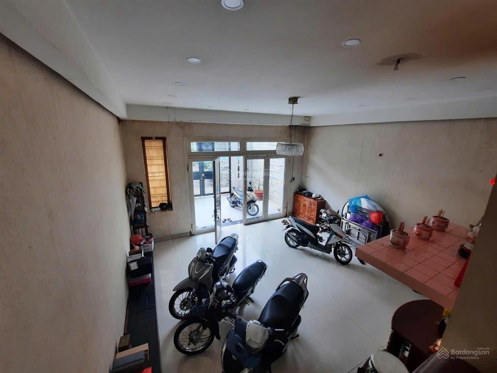 Nhà đẹp mtnb đường 14m khu tên lửa 6 x 21m 5 tầng  vị trí đẹp không lỗi  giáp q6 gần cv phú lâm