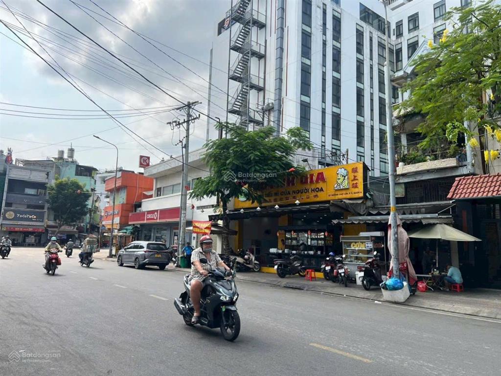 Nhà cấp 4 mtkd chợ lớn 10 x 20m đối diện bv quận 6  giáp nguyễn văn luông  hợp đồng thuê 50tr