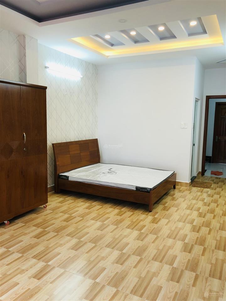 Nhà đẹp mtkd cư xá d  chợ hồ trọng quý 4 x 17m 4 tầng  vị trí đẹp không lỗi  cách chợ chỉ 70m