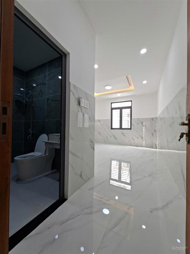 Bán nhà đẹp mtkd chợ lớn 4 x 20m 5 tầng 5pn 6wc vào ở ngay